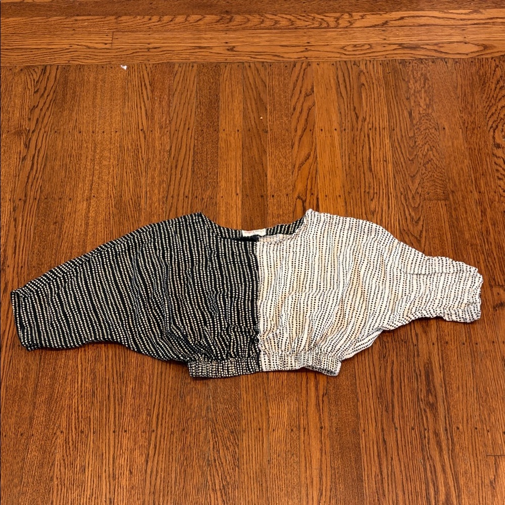 🖤 Bombay Paisley Black & White Linen-Blend Crop Top – Sz Small 🤍✨